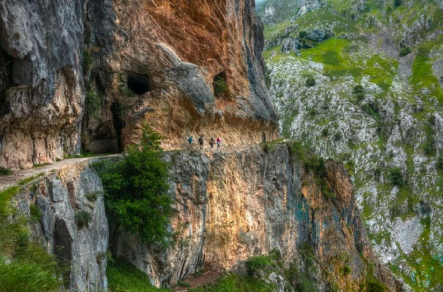 OnísApartamento Rural Lago Ercina公寓 外观 照片